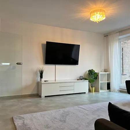 By Ll Apartment