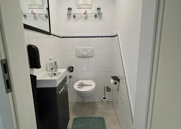 By Ll דירה פרכן