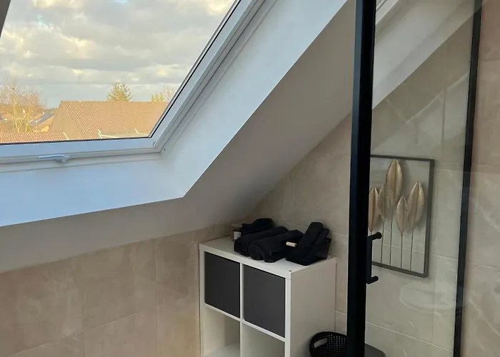 By Ll דירה פרכן